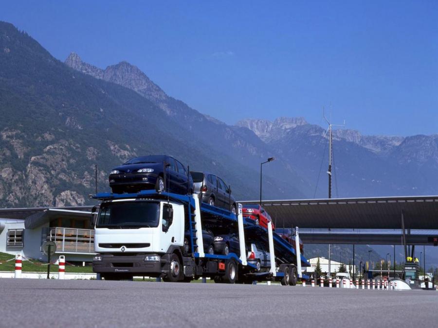  Renault Premium 1996 года  (фото 2 из 2)